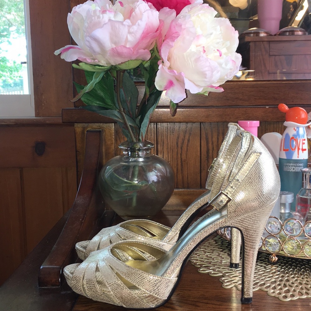 Metallic heels